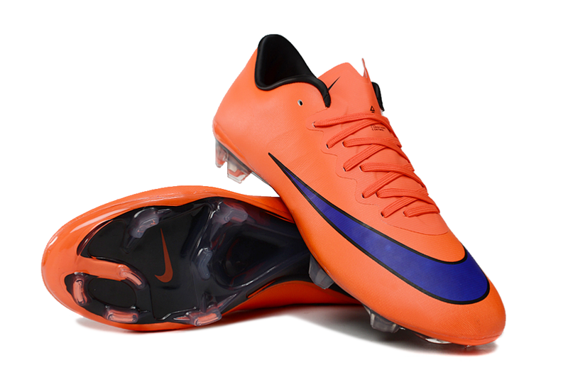 CHUTEIRA NIKE MERCURIAL VAPOR 10 ELITE FG + MEIA E BOLSA